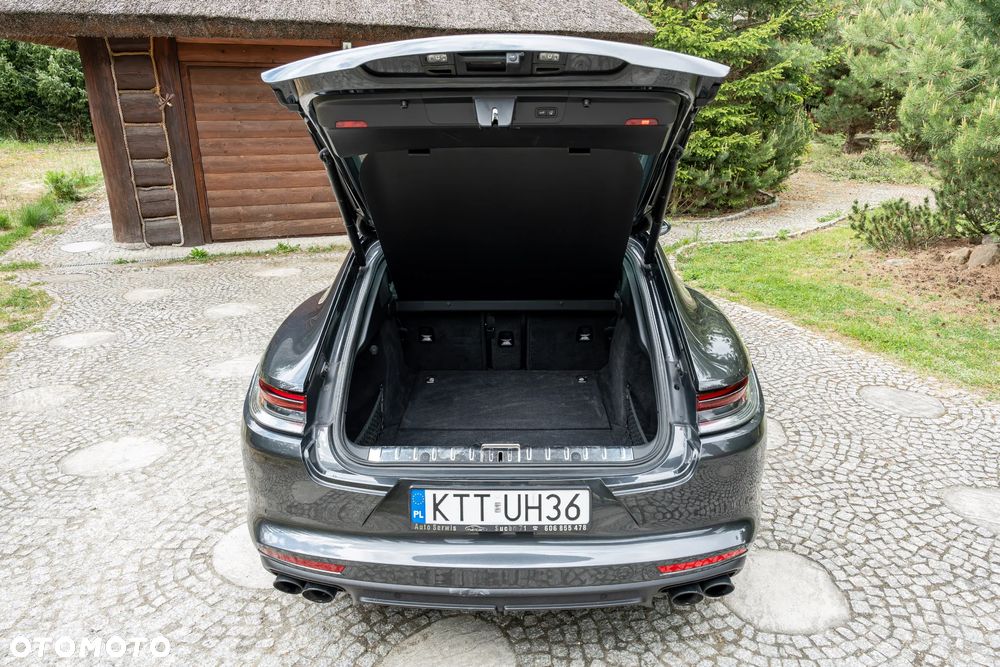 Porsche Panamera 4S - 20