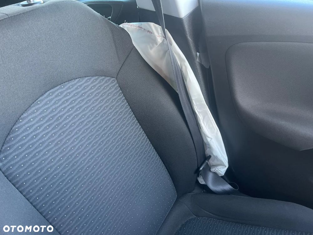 Opel Corsa 1.4 Color Edition - 17