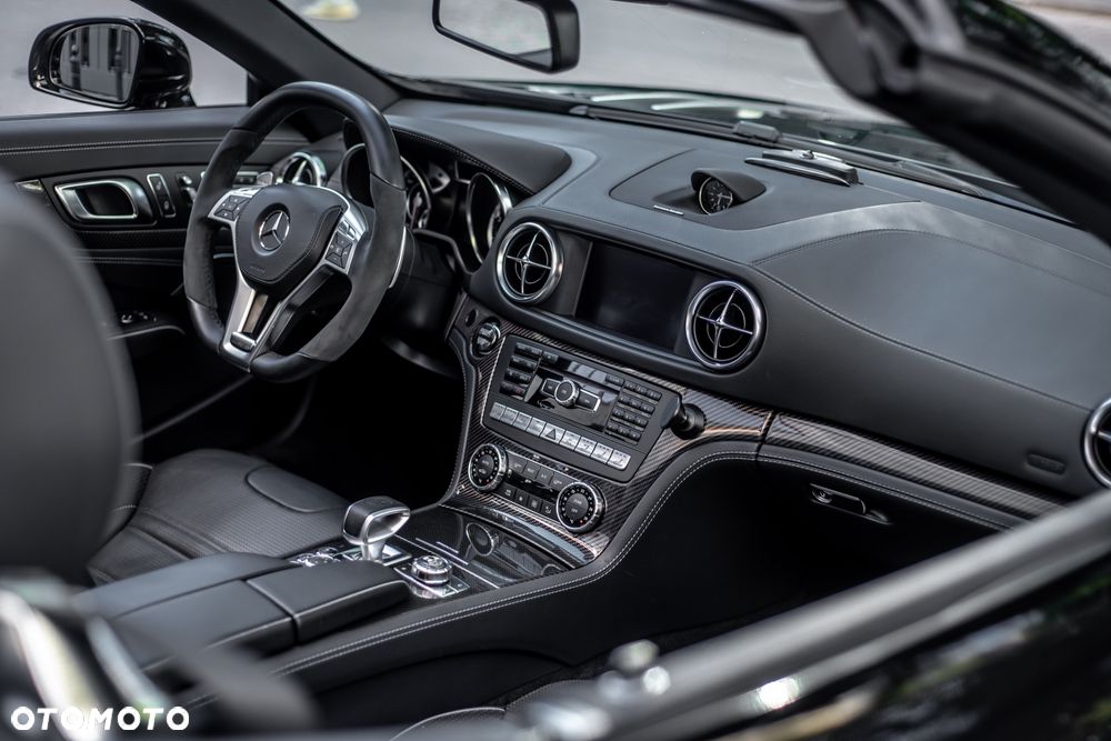 Mercedes-Benz SL 63 AMG AMG Speedshift MCT 7-Gang Sportgetriebe AMG Performance Package - 5