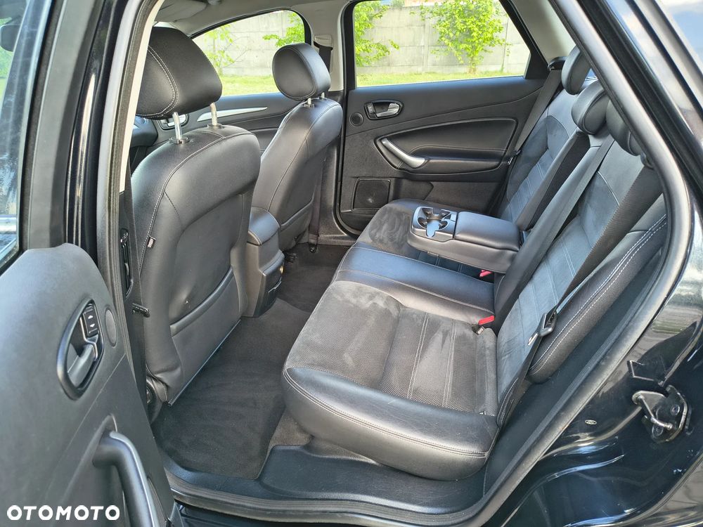 Ford Mondeo 2.0 Titanium X - 11