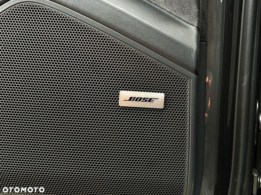 Porsche Cayenne - 19