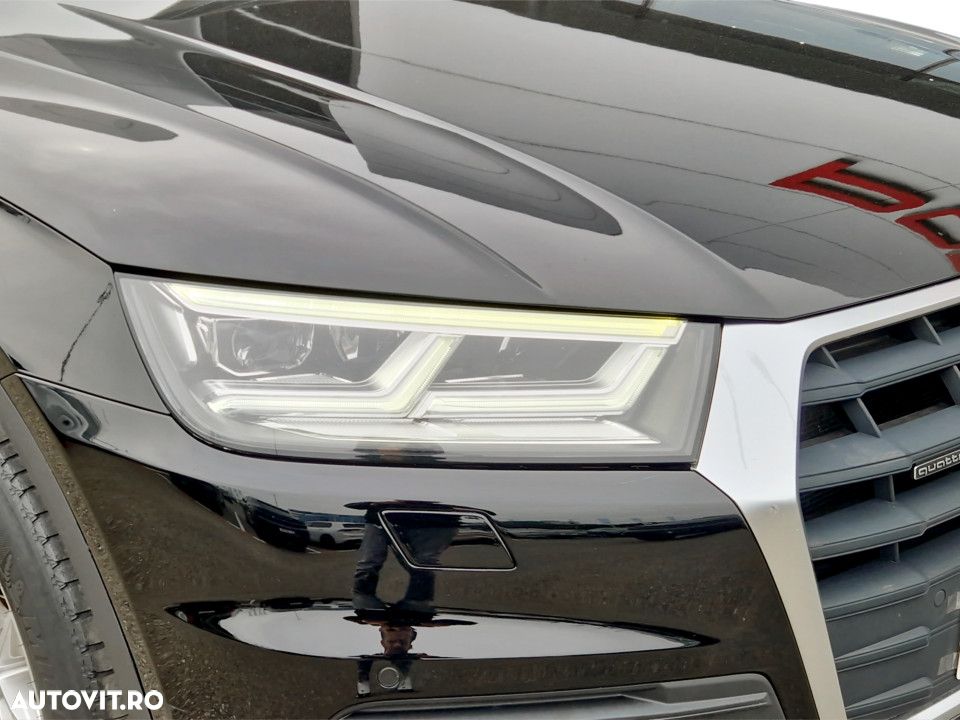 Audi Q5 2.0 TDI S tronic - 9