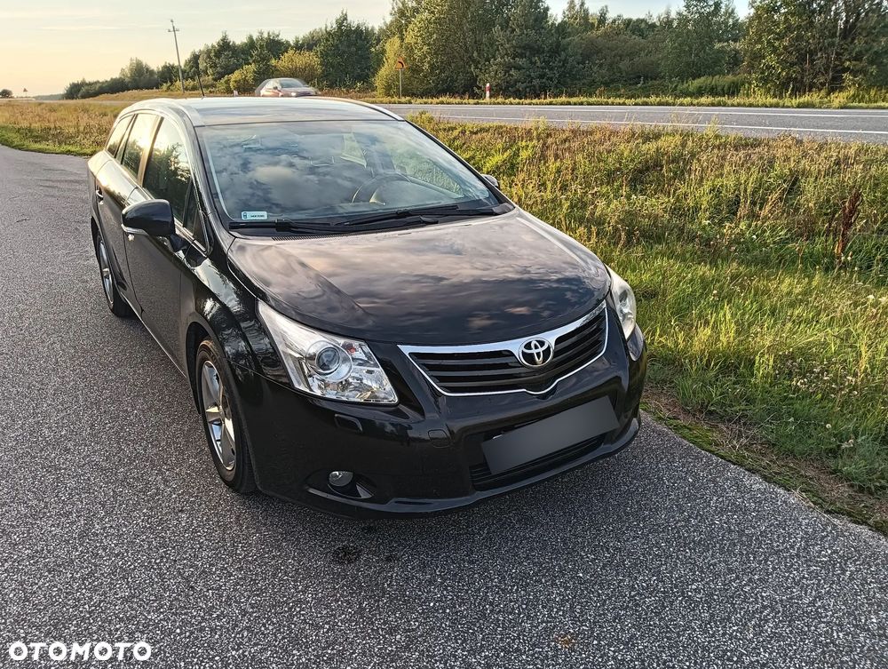 Toyota Avensis 2.0 D-4D 2010 - 1