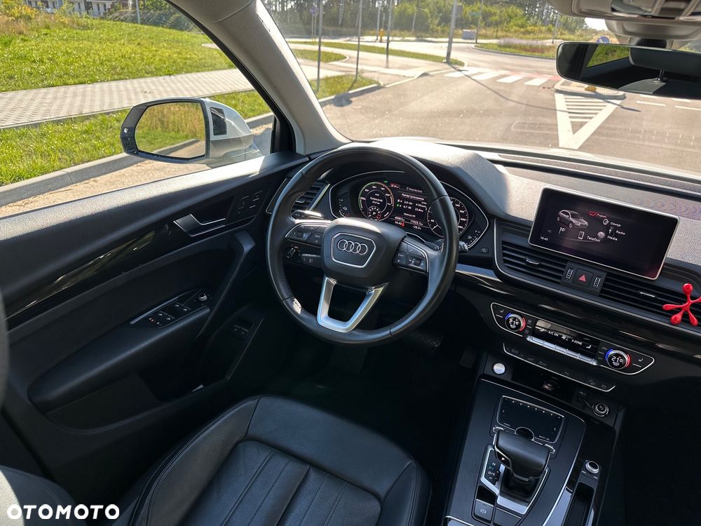 Audi Q5 55 TFSIe quattro S tronic S line - 23
