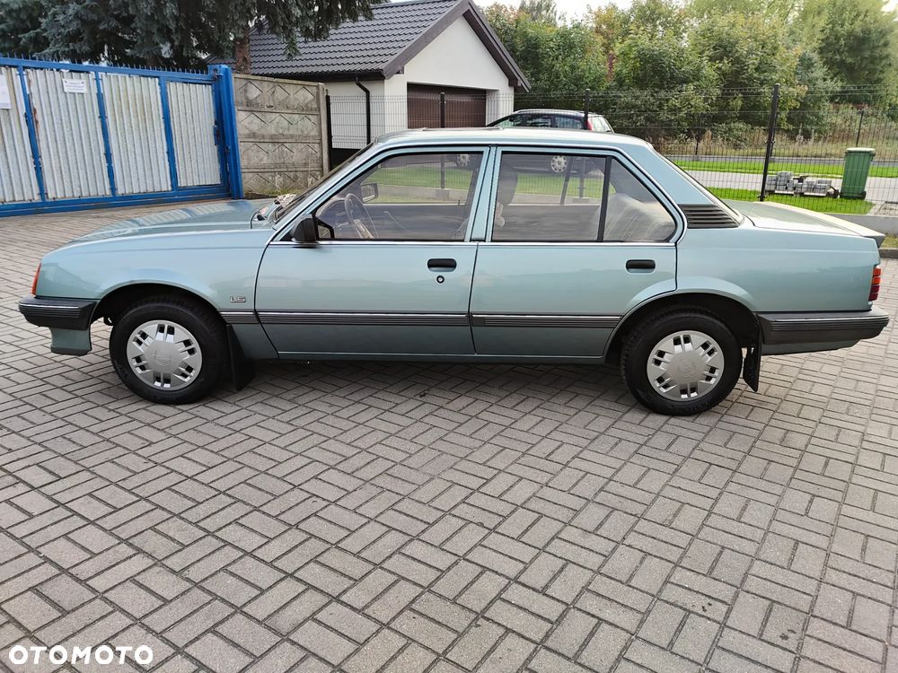 Opel Ascona C 1.3 LS - 3