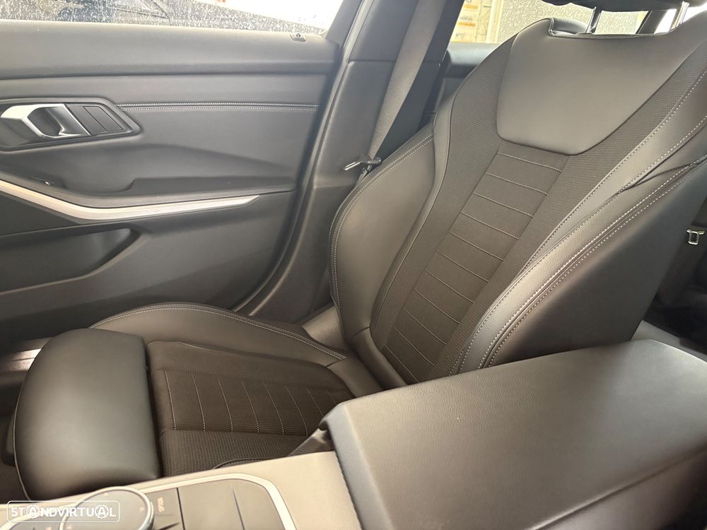 BMW 320 e Line Sport Auto - 11