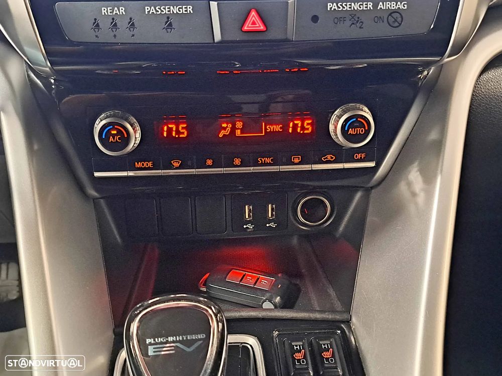 Mitsubishi Eclipse Cross - 16