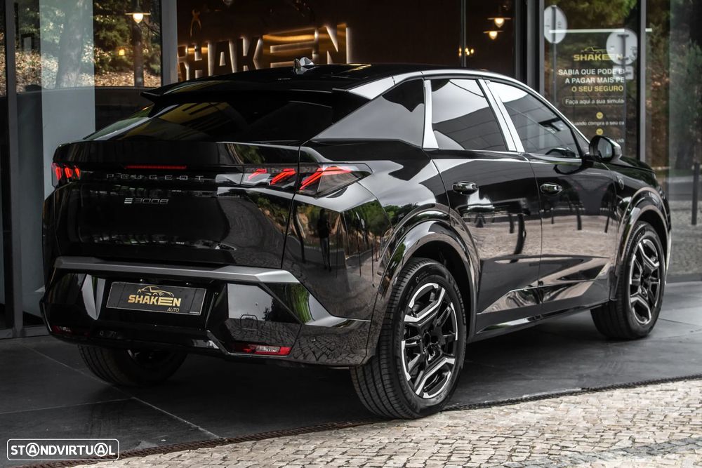 Peugeot E-3008 GT - 4