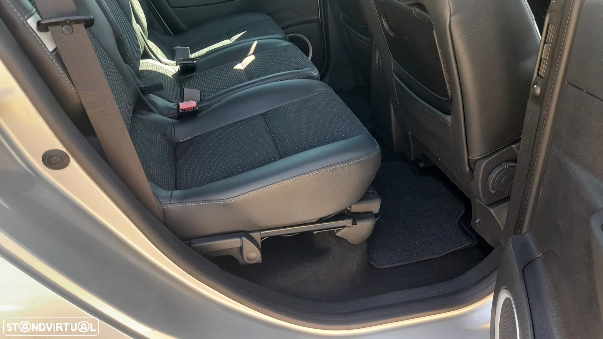 Renault Grand Scénic 1.5 dCi Dynamique S 7L - 41