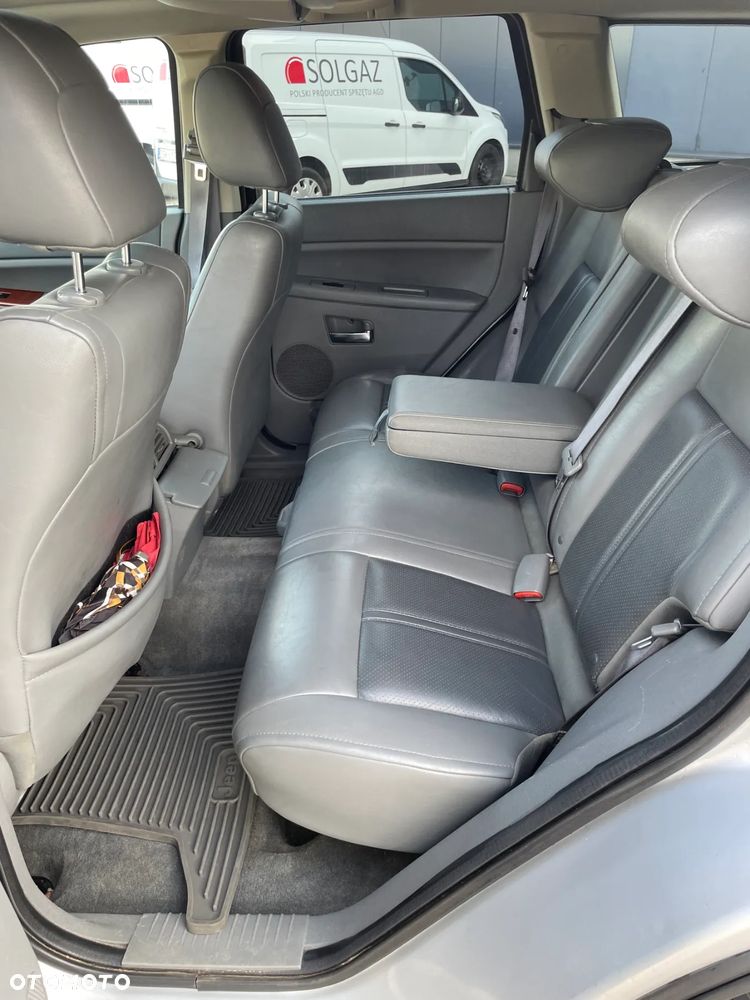 Jeep Grand Cherokee 5.7 V8 Limited - 17
