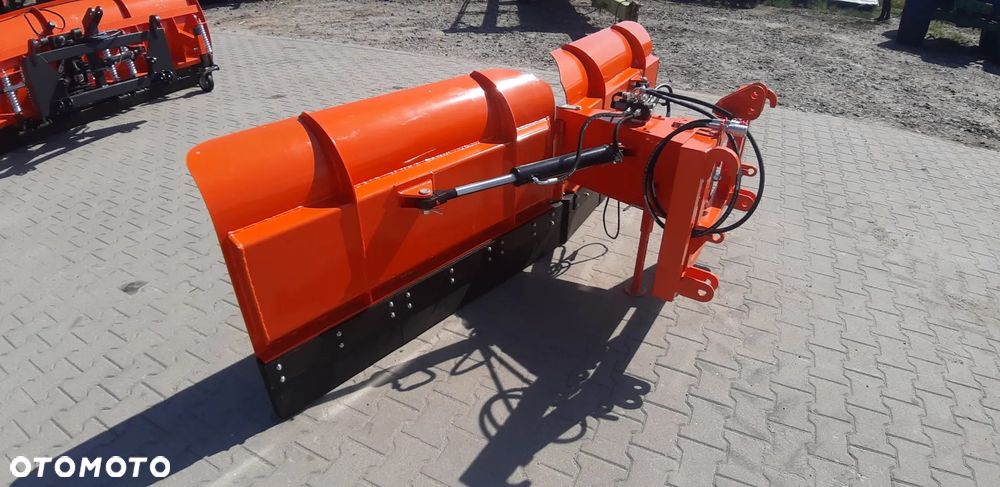 Pług do śniegu składany hydraulicznie - 11