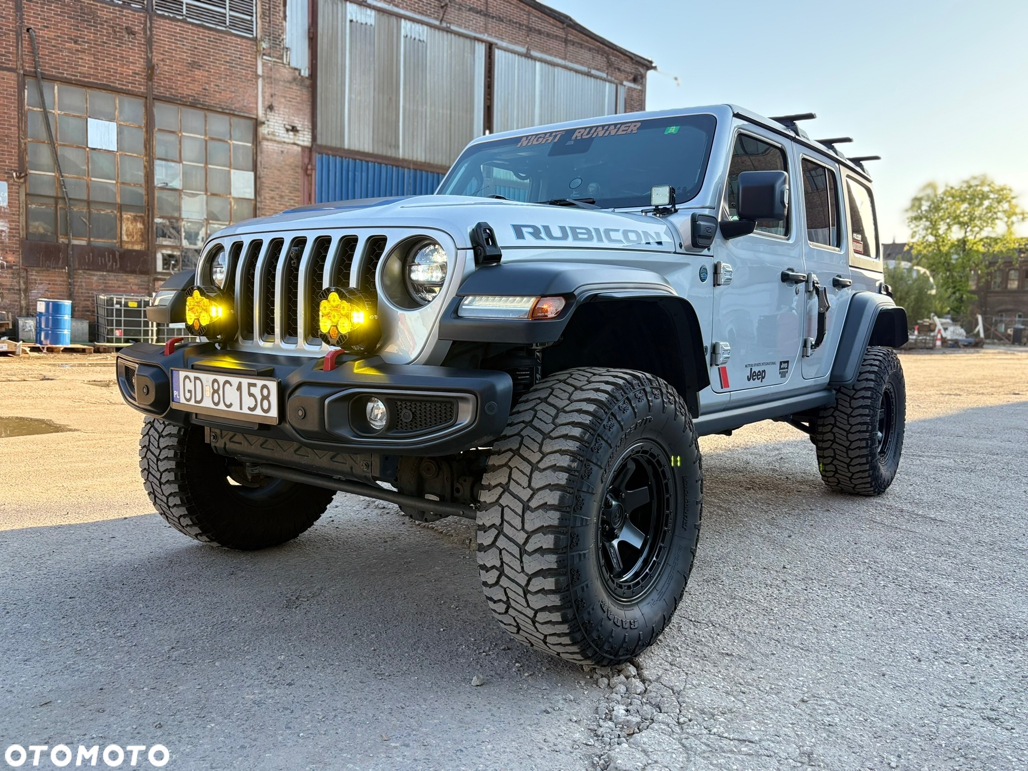 Jeep Wrangler - 4