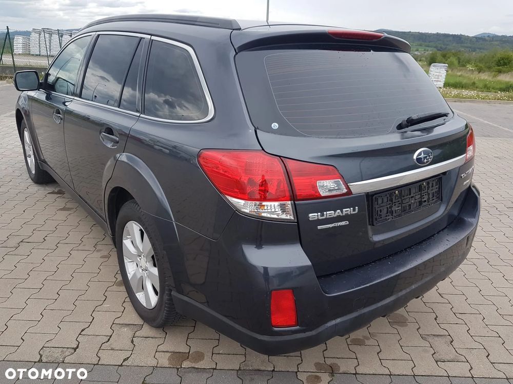 Subaru Outback 2.5i Comfort AT - 8