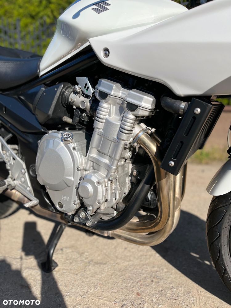Suzuki Bandit - 12