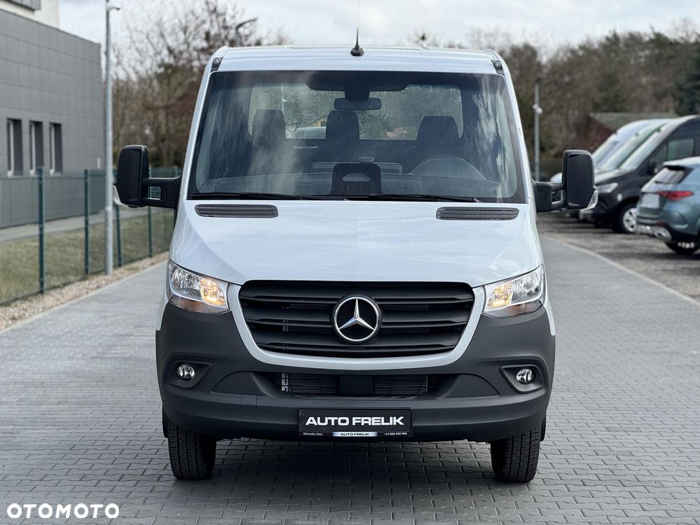 Mercedes-Benz Sprinter - 3
