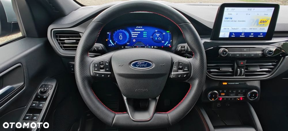 Ford Kuga 2.5 Duratec PHEV ST-LINE X - 13