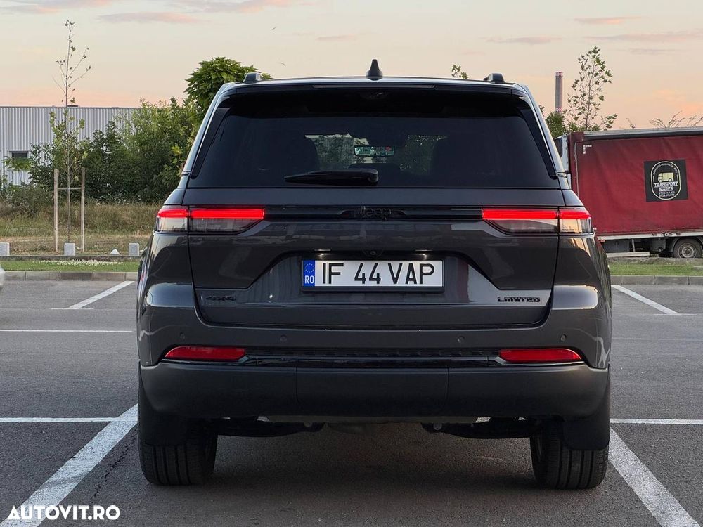 Jeep Grand Cherokee - 7