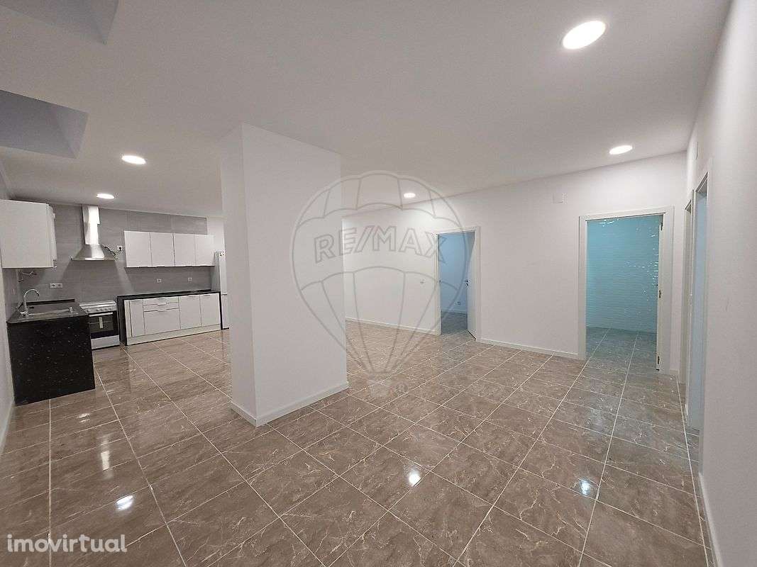 Apartamento T5 para venda - Grande imagem: 2/11