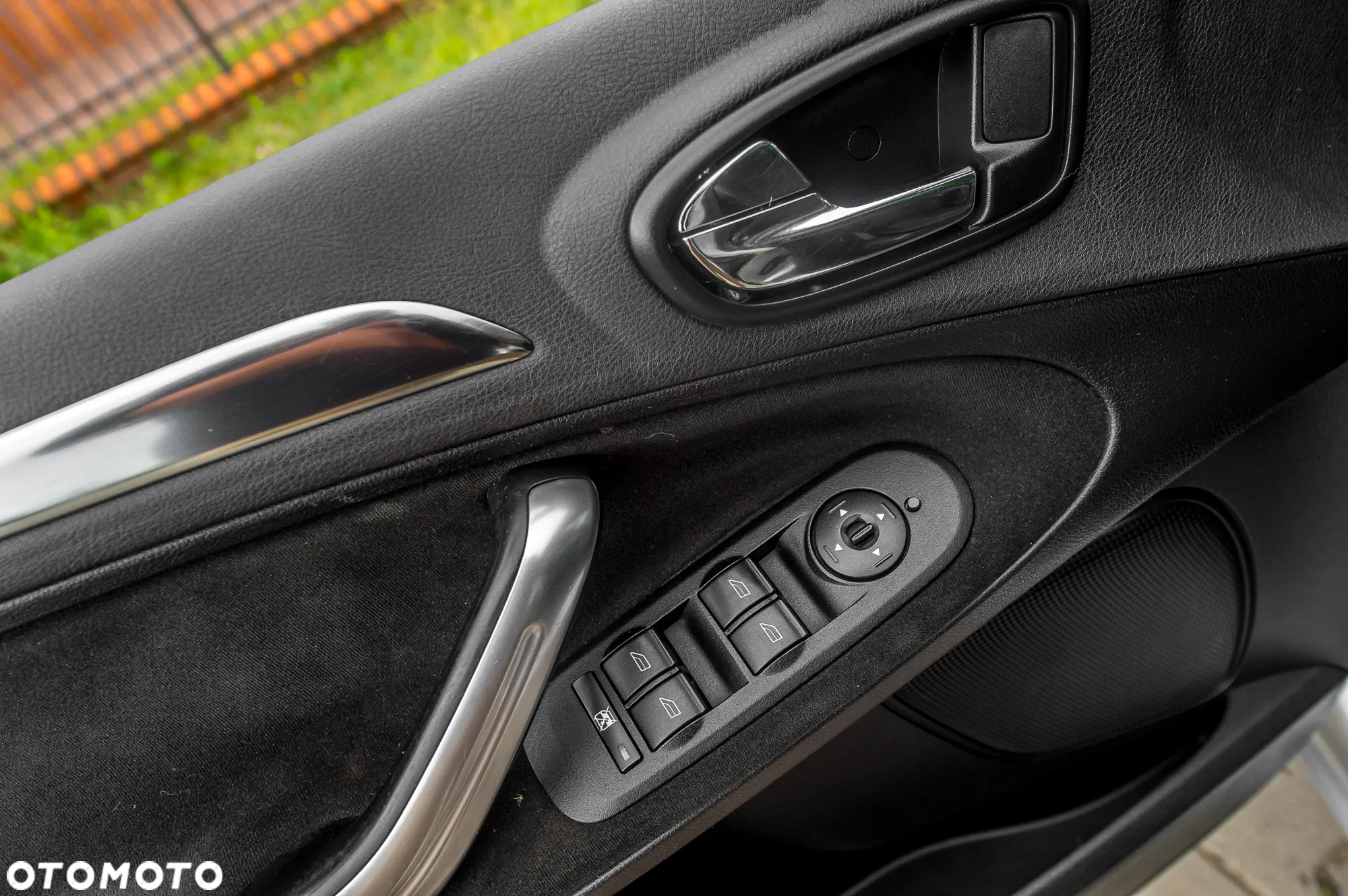 Ford S-Max 2.5 Titanium - 26