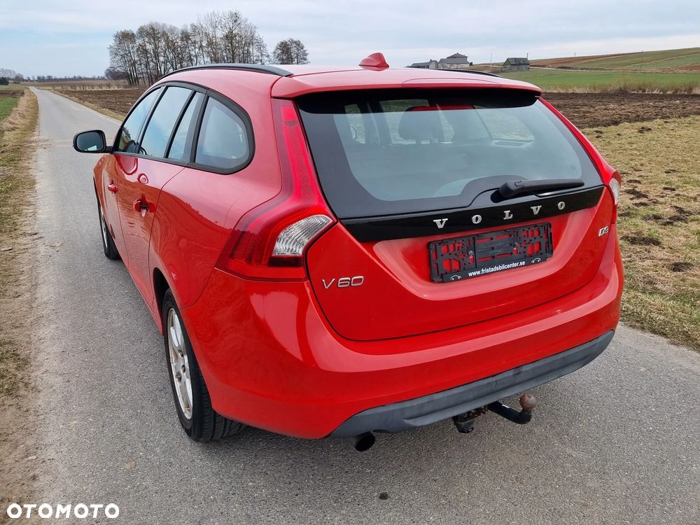 Volvo V60 D3 Kinetic - 6