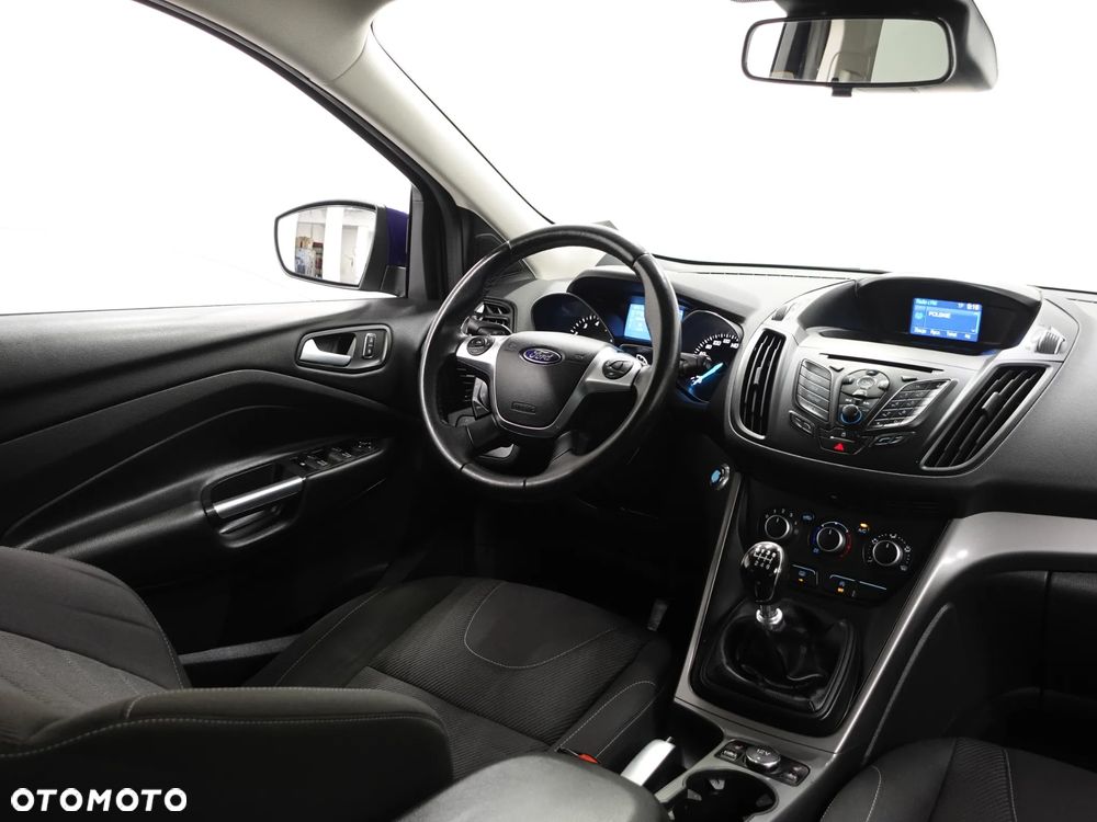 Ford Kuga - 30