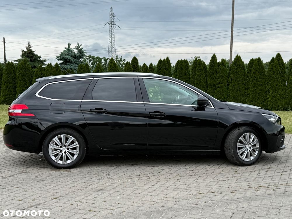 Peugeot 308 - 13