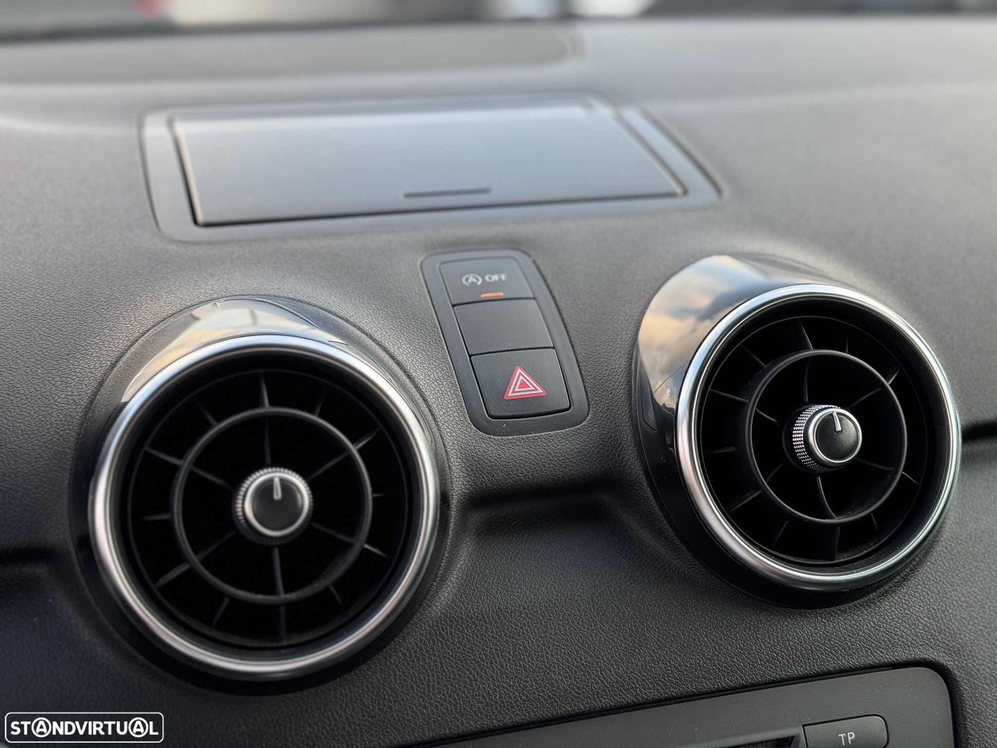 Audi A1 1.6 TDI S-line - 15