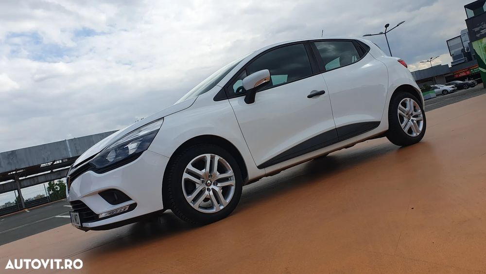 Renault Clio TCe Life - 16