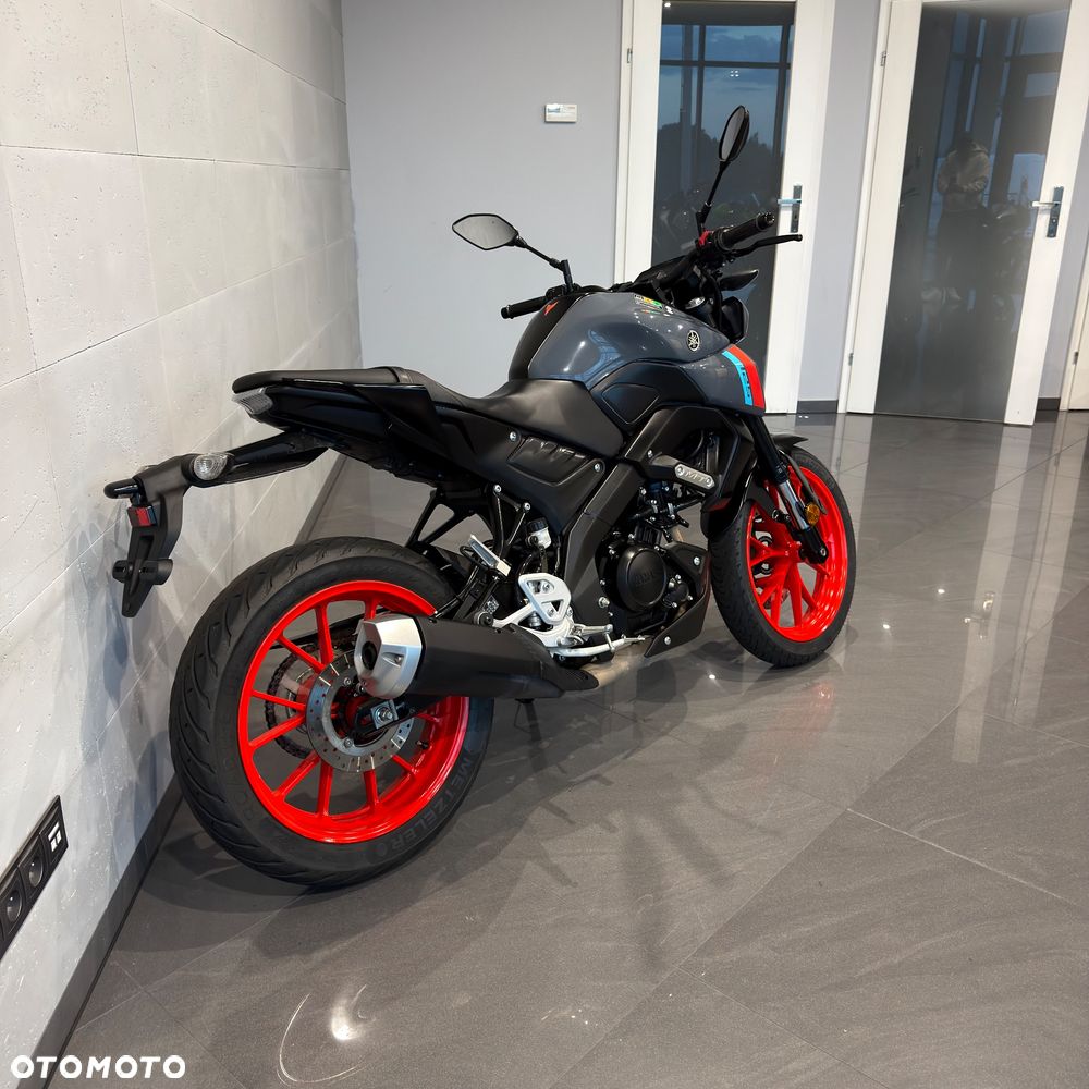 Yamaha MT - 3