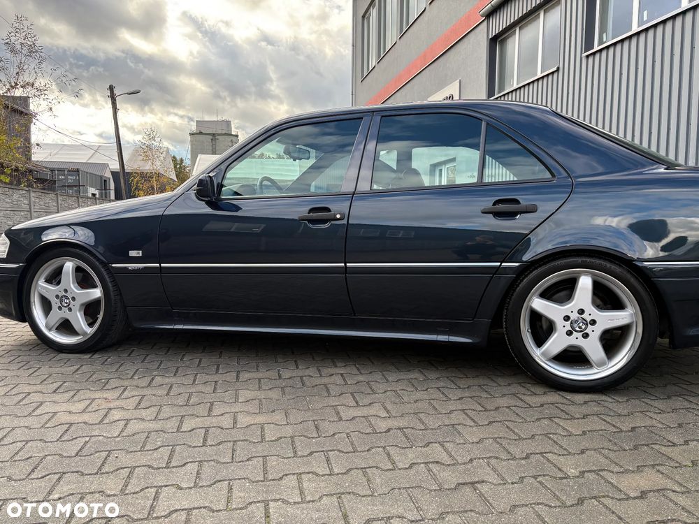 Mercedes-Benz Klasa C - 34