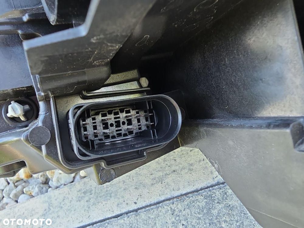 VW T ROC 2GA LIFT Lampa prawa przód Full Led Matrix IQ Light 2GA941036AF - 11