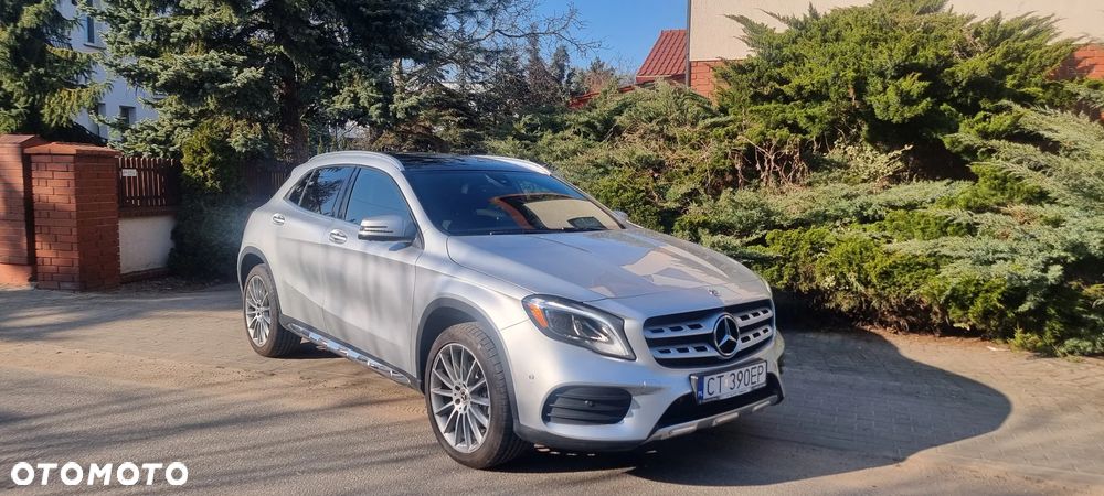 Mercedes-Benz GLA 250 4Matic 7G-DCT AMG Line - 11
