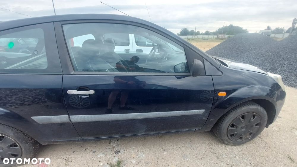 FORD FIESTA MK6 3D DRZWI PRAWY PRZÓD PRZEDNIE PRAWE KOMPLETNE 84 nr. 2/6 - 1