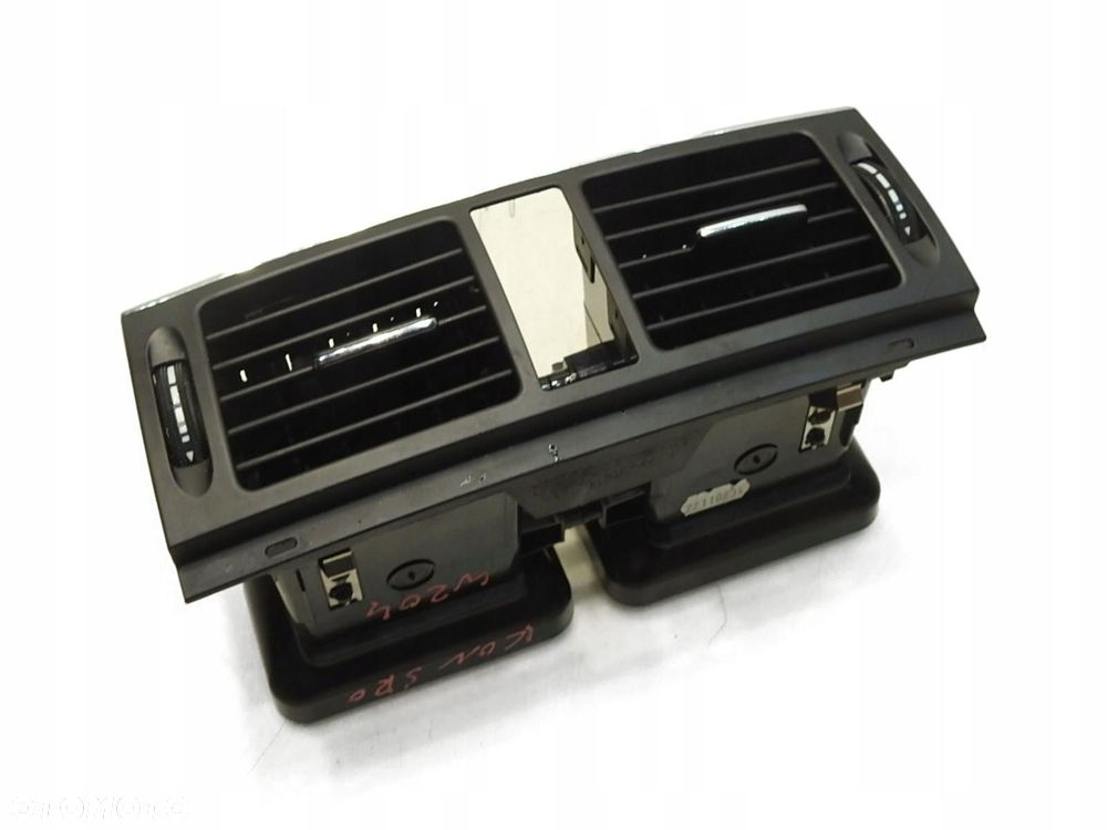 KRATKA NAWIEWU ŚRODEK MERCEDES W204 - 1