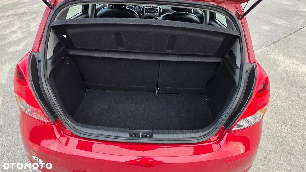 Hyundai i20 1.4 Comfort - 28