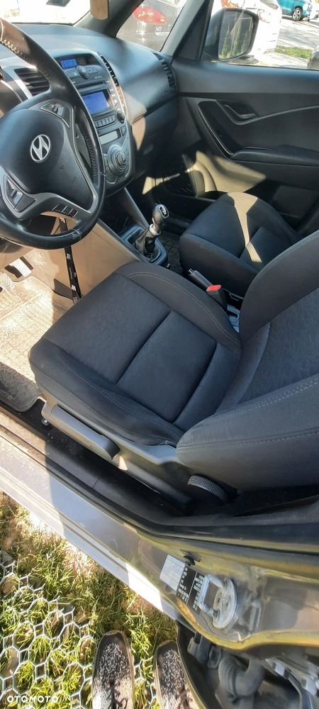 Hyundai ix20 1.4 Classic + - 11