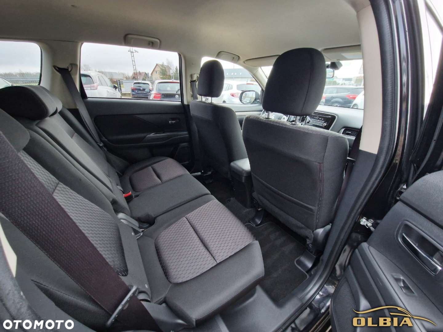 Mitsubishi Outlander 2.2 DI-D 4WD Instyle - 23