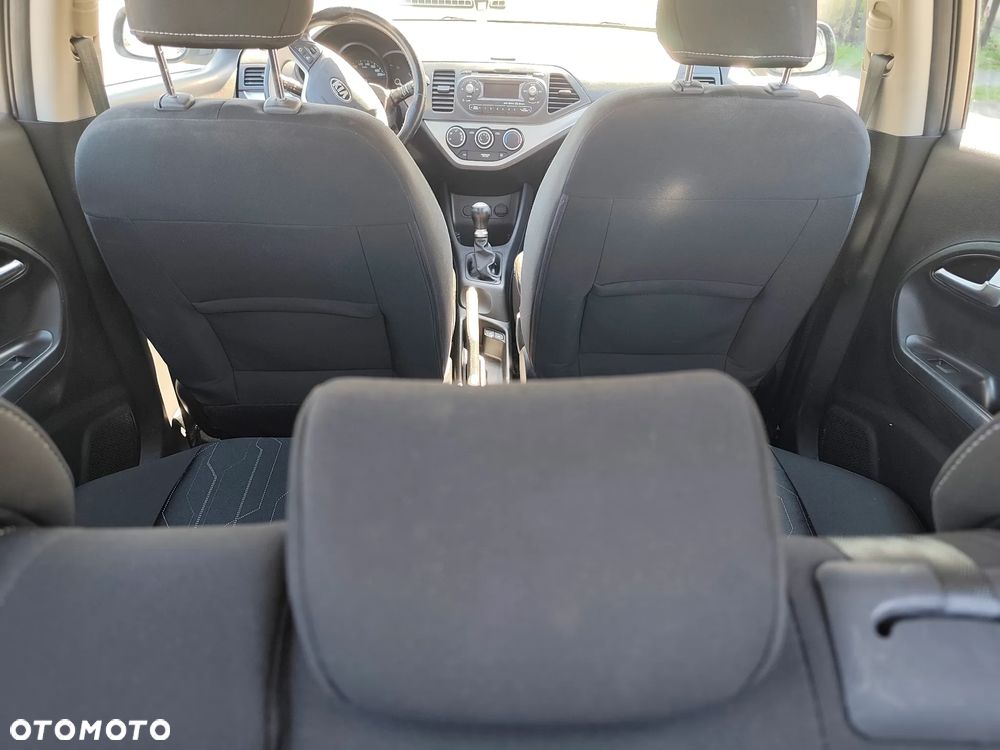 Kia Picanto 1.0 Dream Team Edition - 8