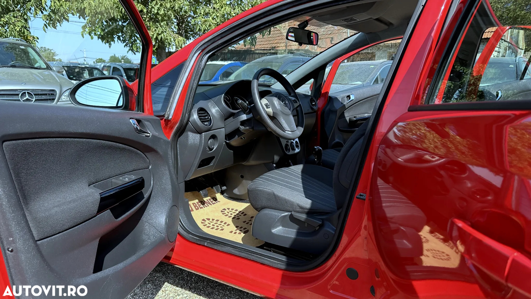 Opel Corsa 1.2 16V Selection 110 Jahre - 15