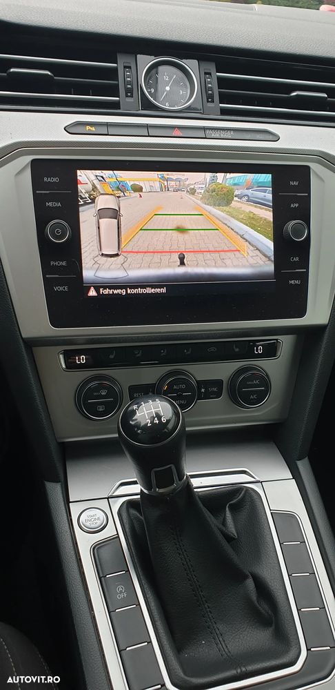 Volkswagen Passat Variant 2.0 TDI (BlueMotion Technology) Comfortline - 4