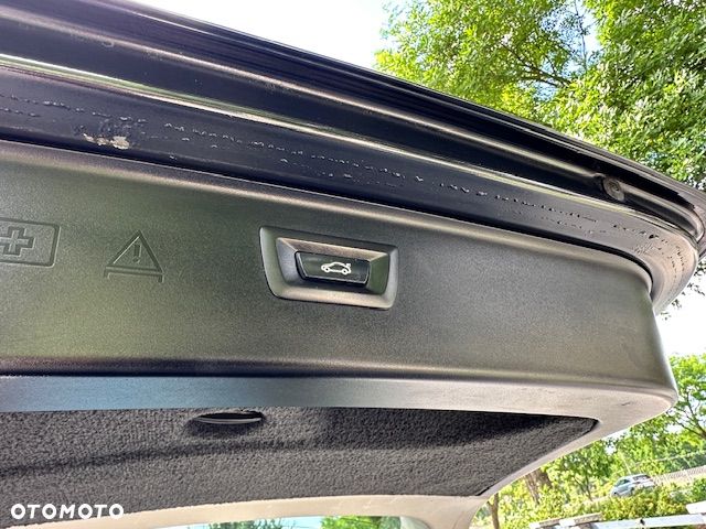 BMW Seria 5 520d Luxury Line - 8