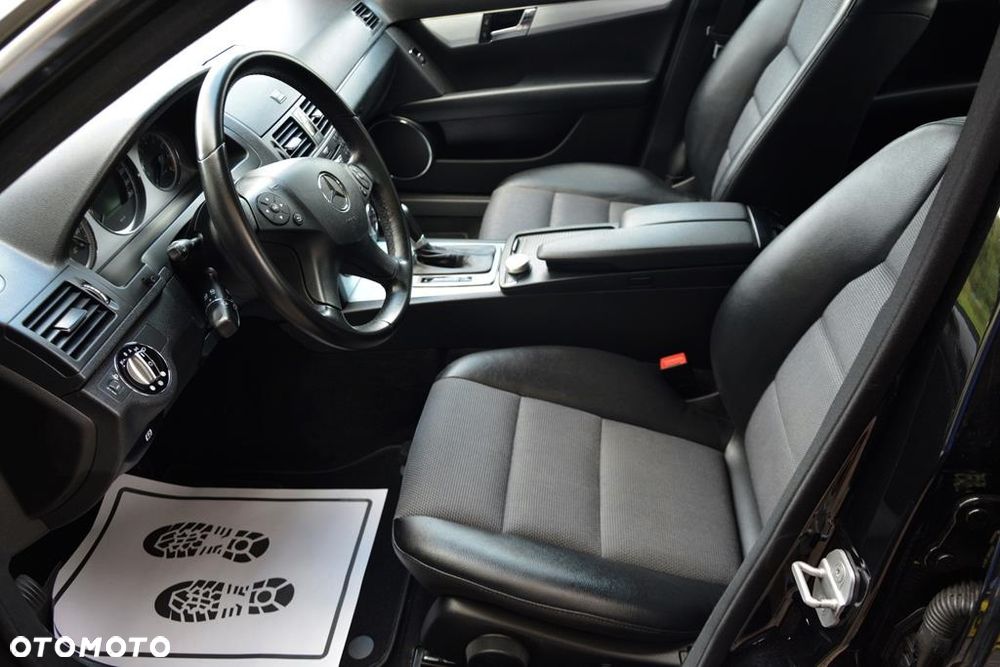Mercedes-Benz Klasa C 180 Kompressor Automatik Avantgarde - 25
