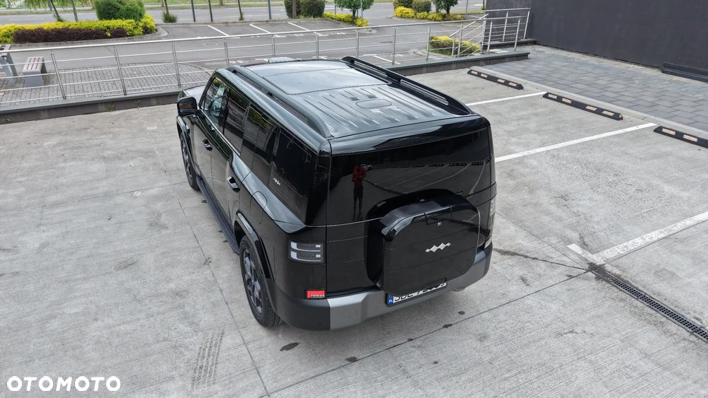 BYD Leopard 5 - 13