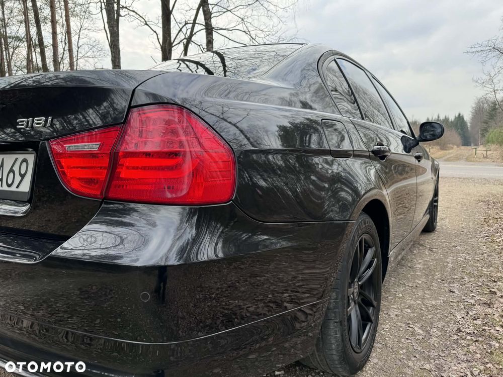 BMW Seria 3 318i - 15