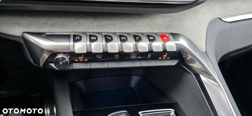 Peugeot 3008 1.5 BlueHDi GT S&S EAT8 - 23