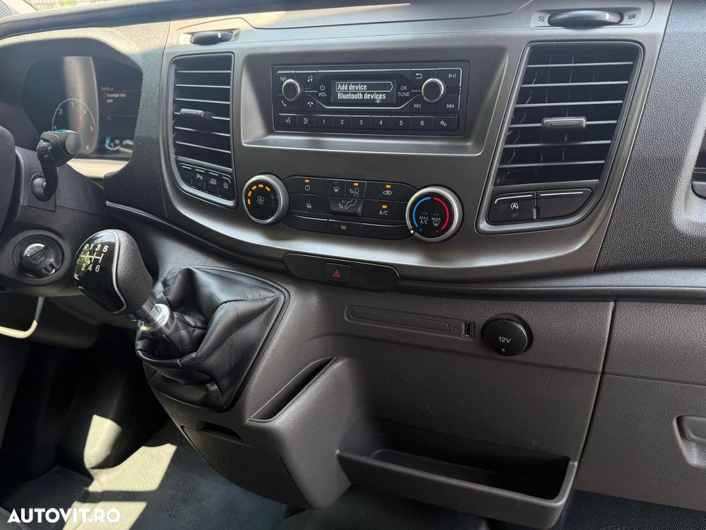 Ford Transit - 24