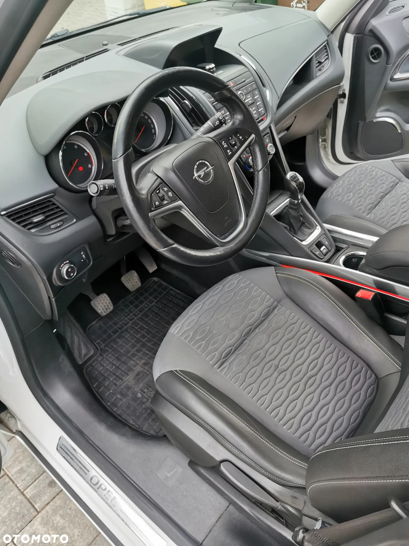 Opel Zafira 2.0 CDTI Cosmo - 11