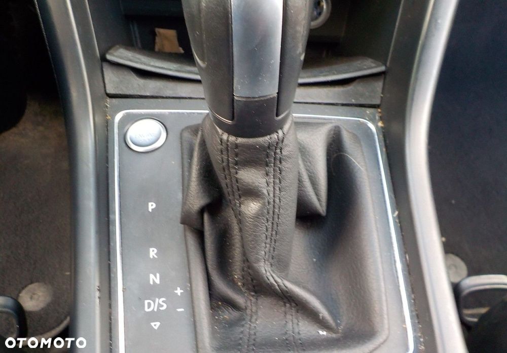 Volkswagen Touran - 29