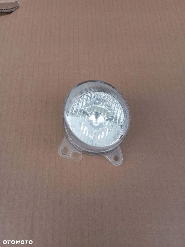 MERCEDES W204 KRATKA HALOGEN PRAWY PRZÓD PRZEDNI A0999060251 - 1