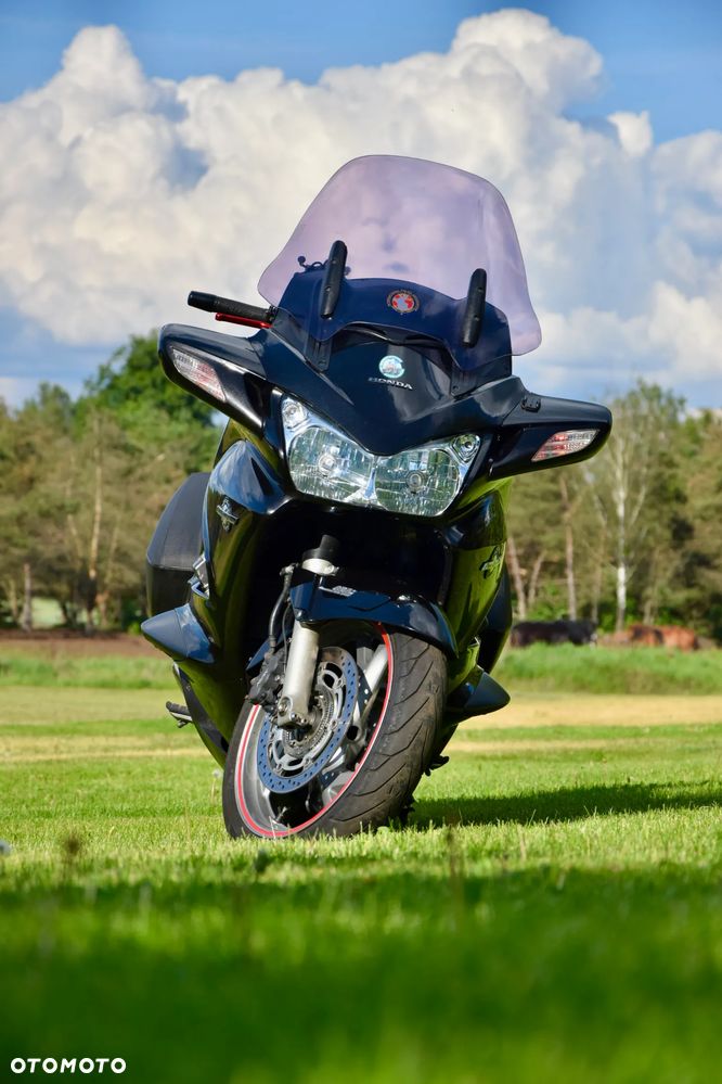 Honda ST - 3